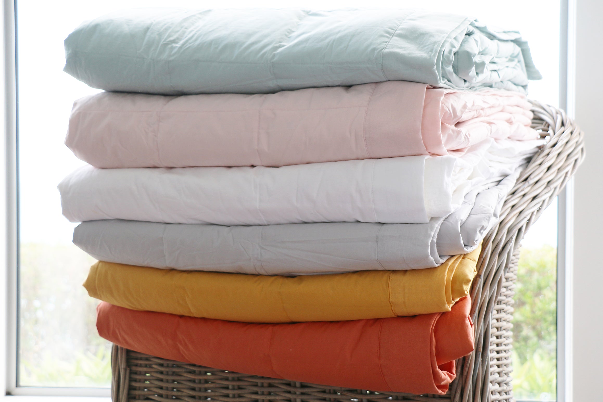 Goose Down Blankets & Mattress Toppers for Luxury Comfort Eiderdown